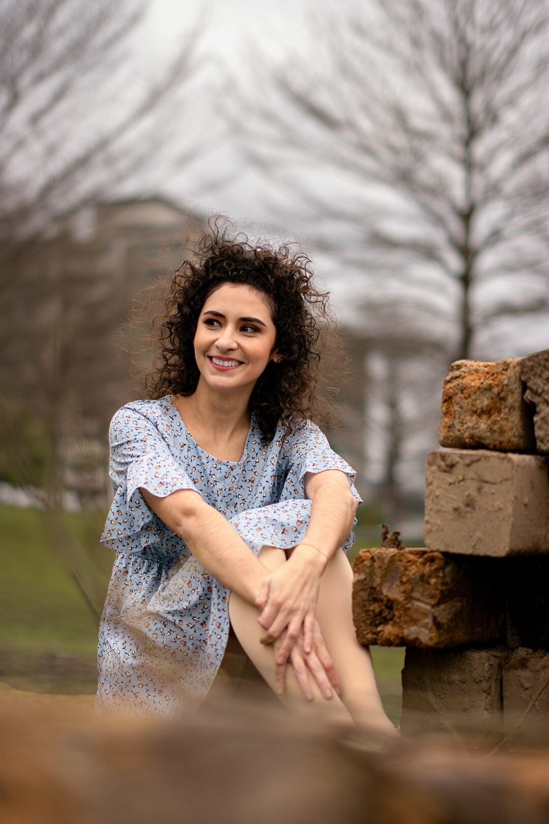 Studio portrait of a Uruguayan female entertainment editor